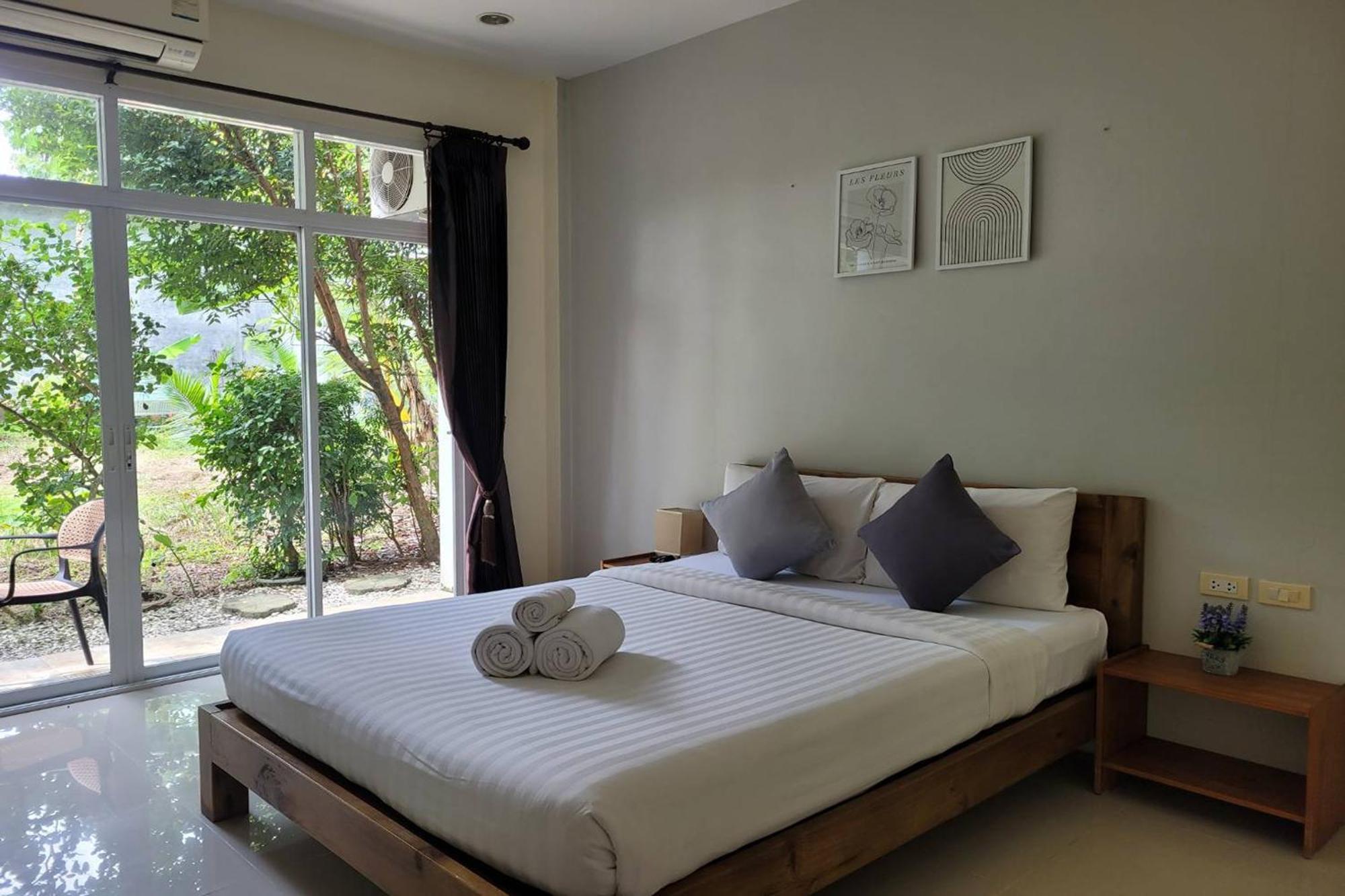 Snooze Inn Phuket - Free Shuttle To Bang Rong Pier Pa Khlok Ngoại thất bức ảnh