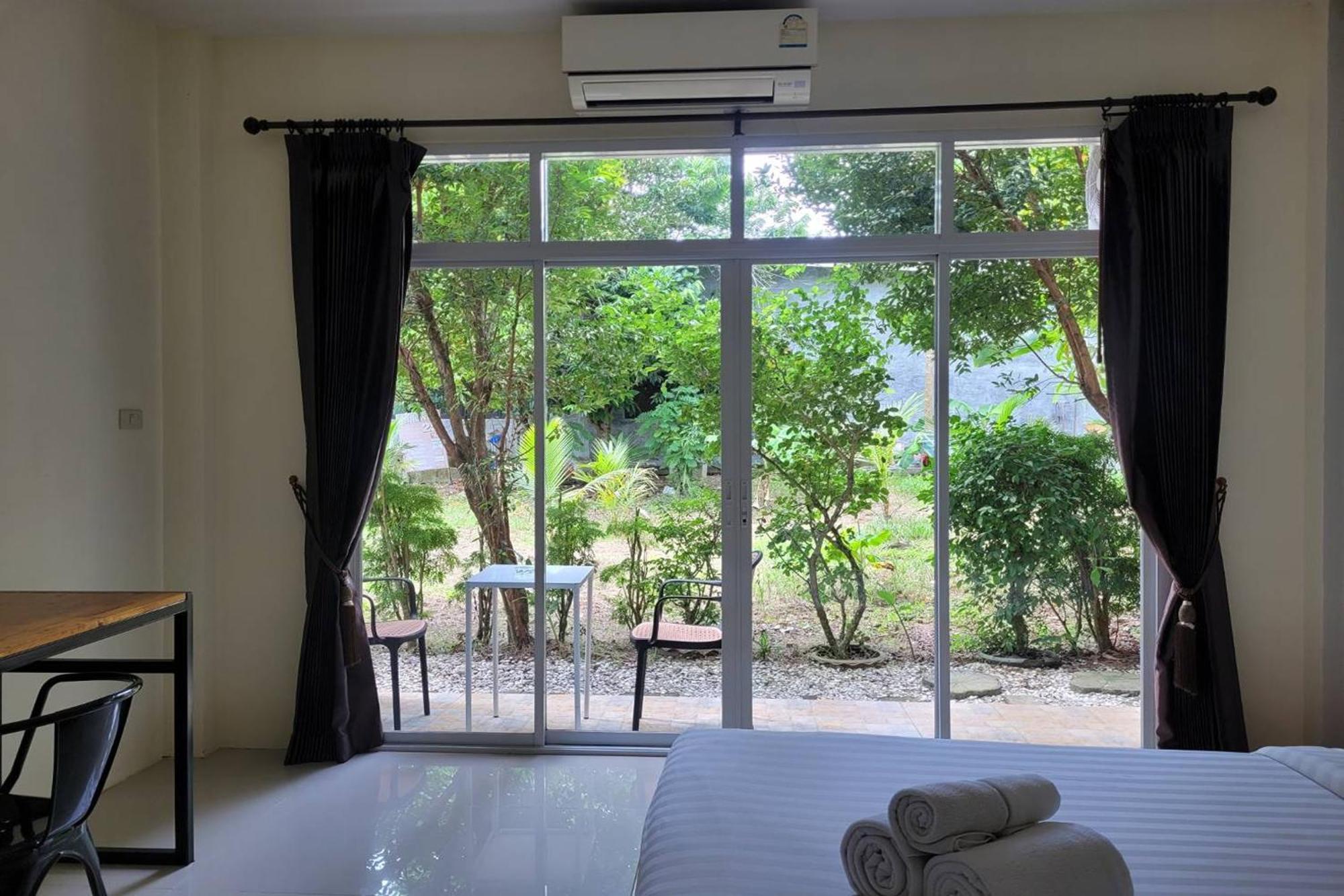 Snooze Inn Phuket - Free Shuttle To Bang Rong Pier Pa Khlok Ngoại thất bức ảnh